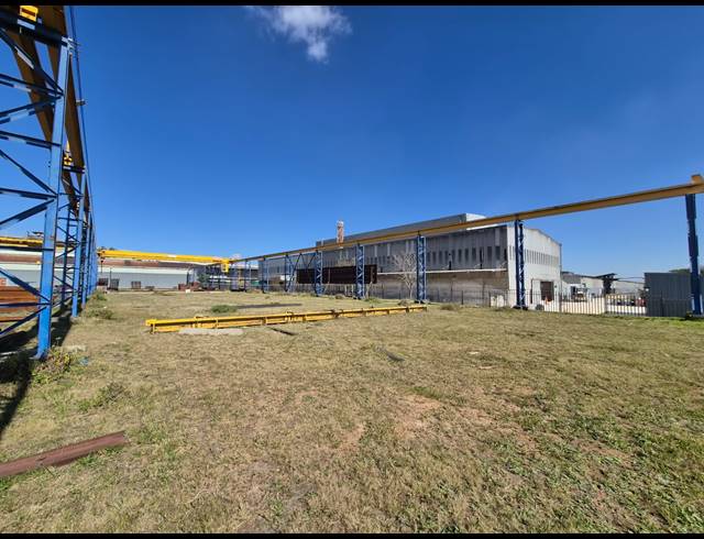 3,000M² INDUSTRIAL YARD TO LET IN ROODEKOP